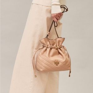 Tory Burch Kira Chevron Bucket Crossbody - Beige